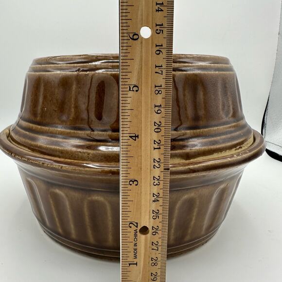 Vintage USA Stoneware Lidded Dish 2 Qt  Oven Proof Marked USA Possibly McCoy - Picture 6 of 9